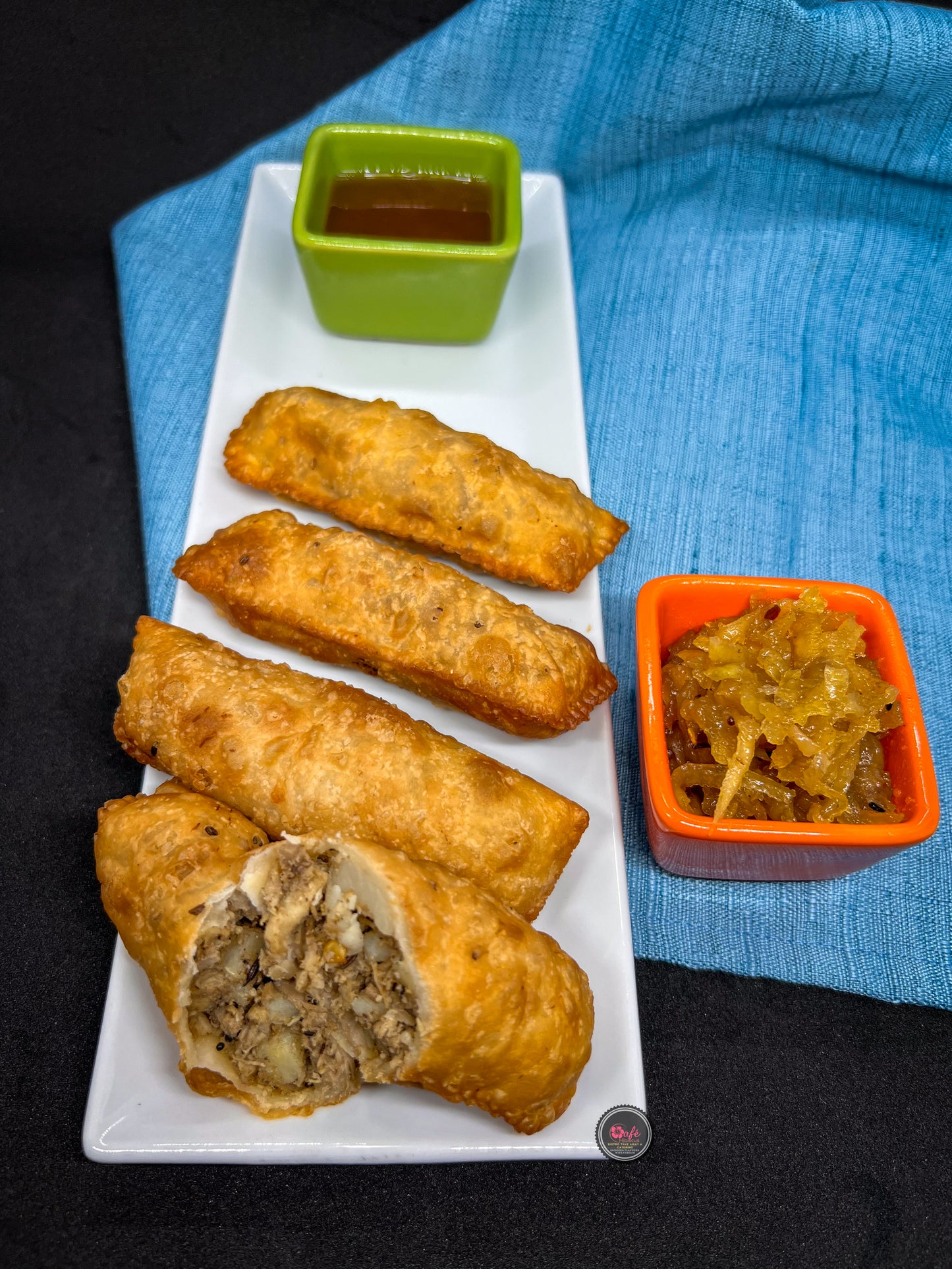 Chicken Puffs (Starters)